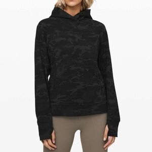 Lululemon Scuba Pullover - Sz 6